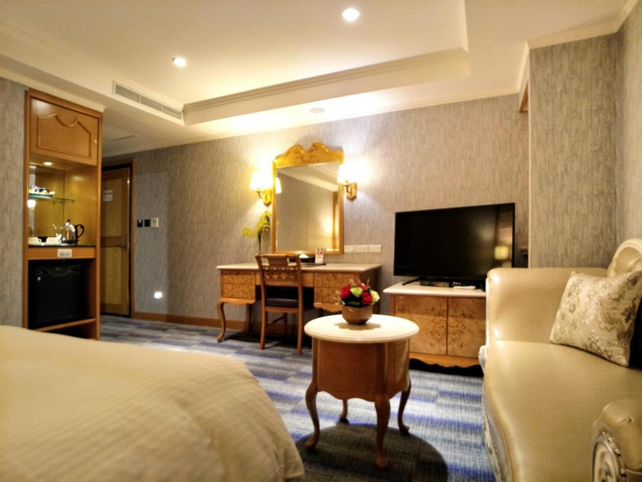 BEAUTY HOTELS - STAR BEAUTY RESORT TAIPEI